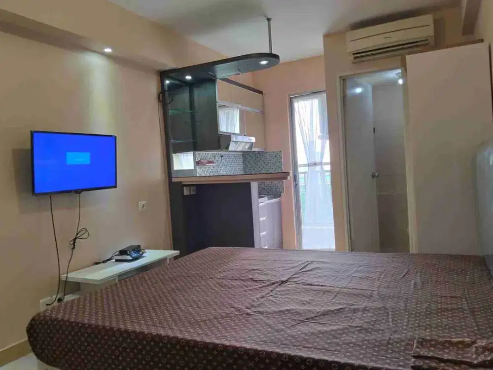 dijual apartemen GREEN PALACE STUDIO view danau/city kalibata city SHM full furnished