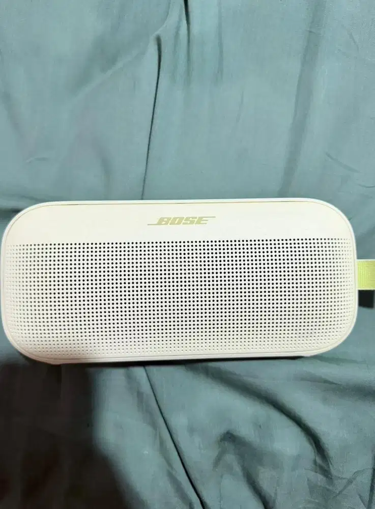 Bose SoundLink Flex 2 Portable Waterproof Wireless Bluetooth Speaker