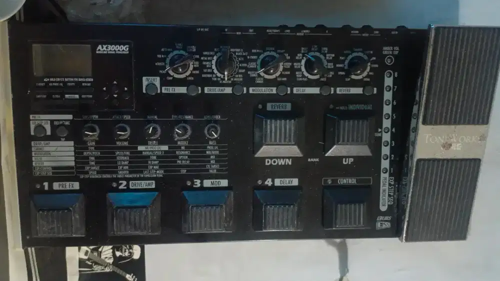 Efek Gitar Korg Ax3000G