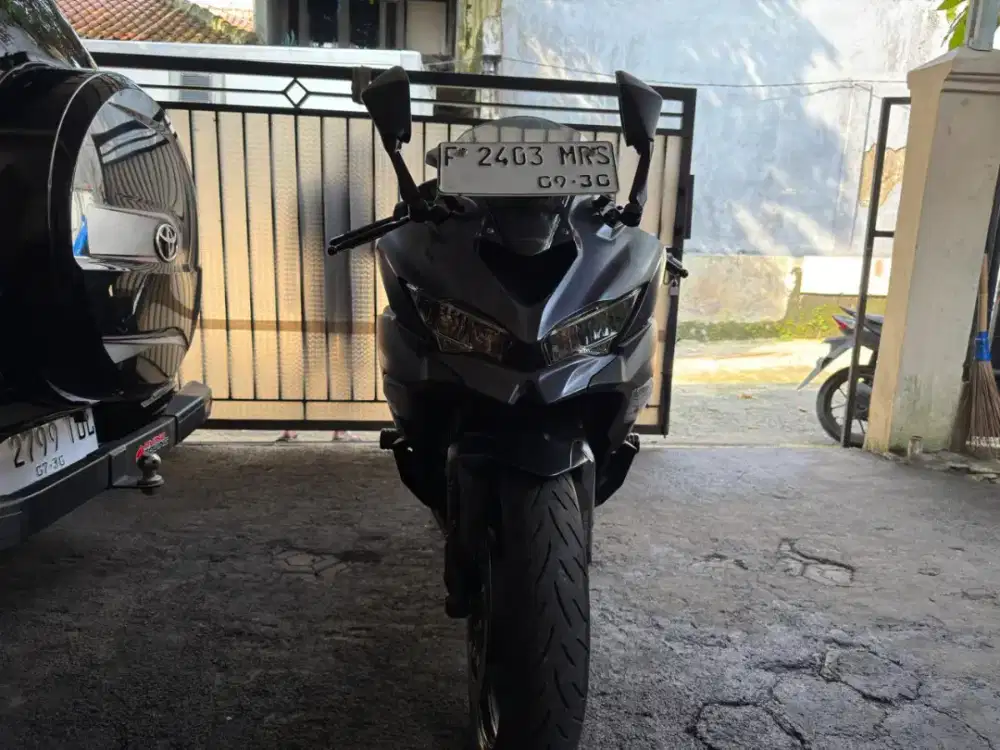 Kawasaki Ninja Zx 25 Abs Se 2025
