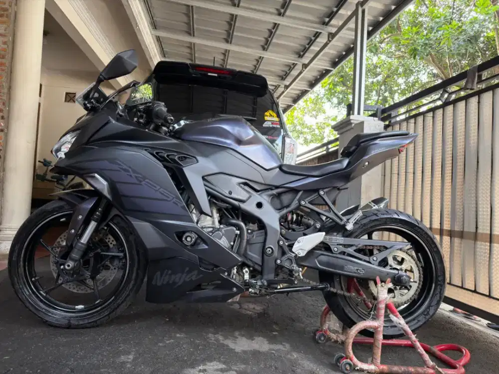 Kawasaki Ninja Zx 25 Abs Se 2025