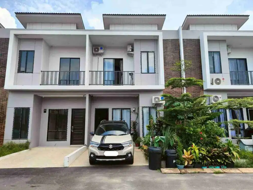 Dijual Cepat Rumah 2 Lantai di Grand Mansion Ocarina, Batam Center