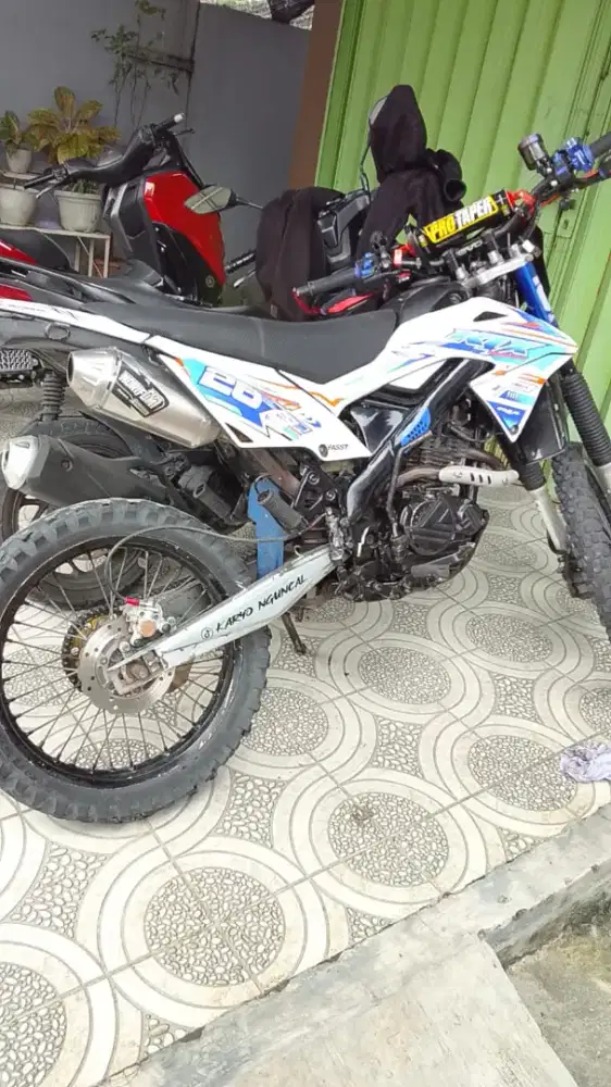Klx tahun 2017 motor udah 200cc