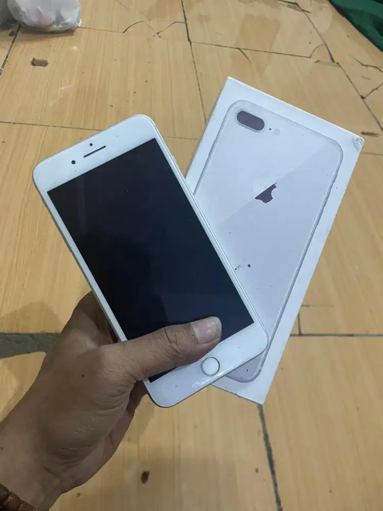 Iphone 8 plus 64gb fullset minus