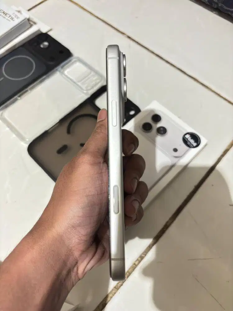 iPhone 17 Pro Max 256 GB Silver BliBli iBox (Tuker tambah bisa/Mahar)
