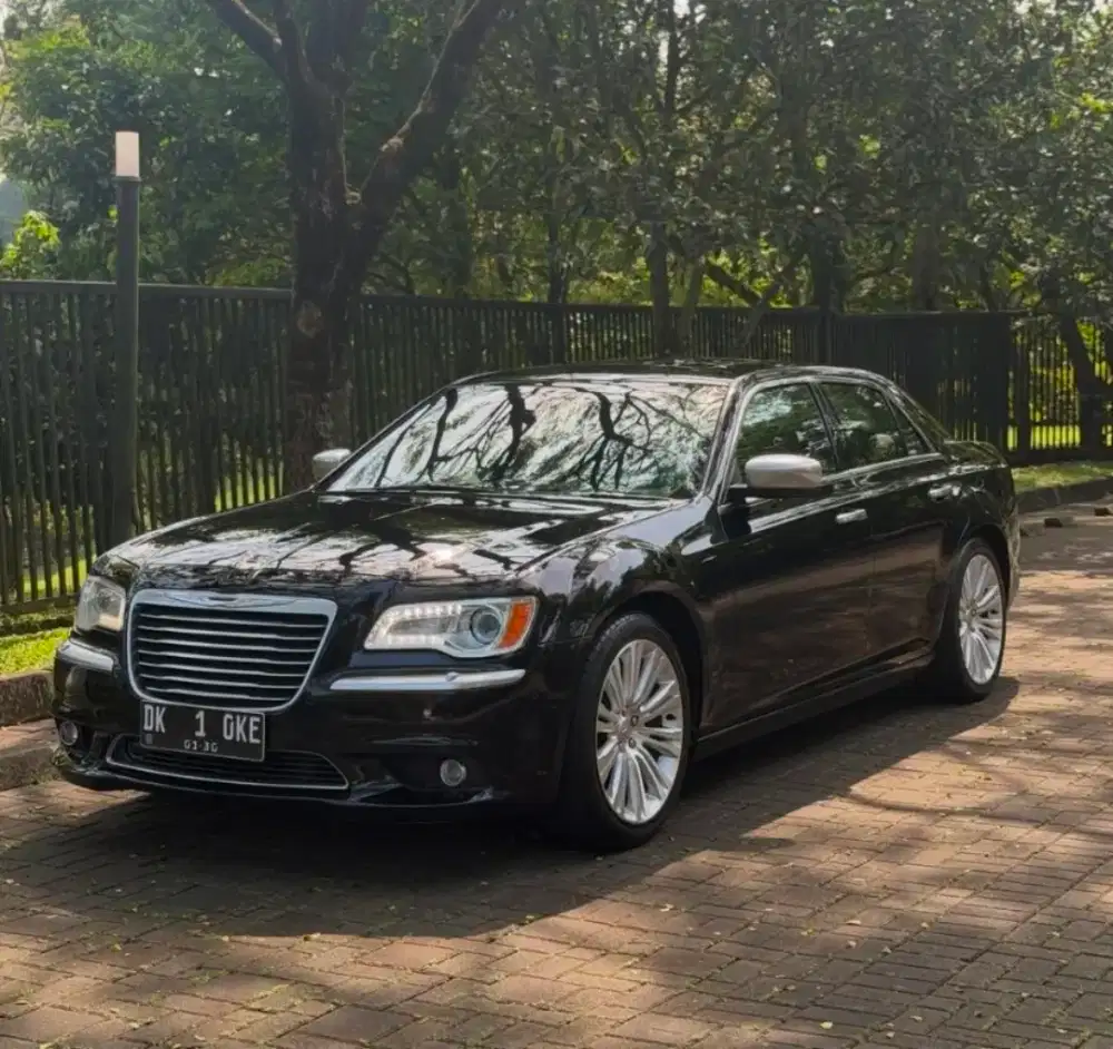 Chrysler 300c 2013