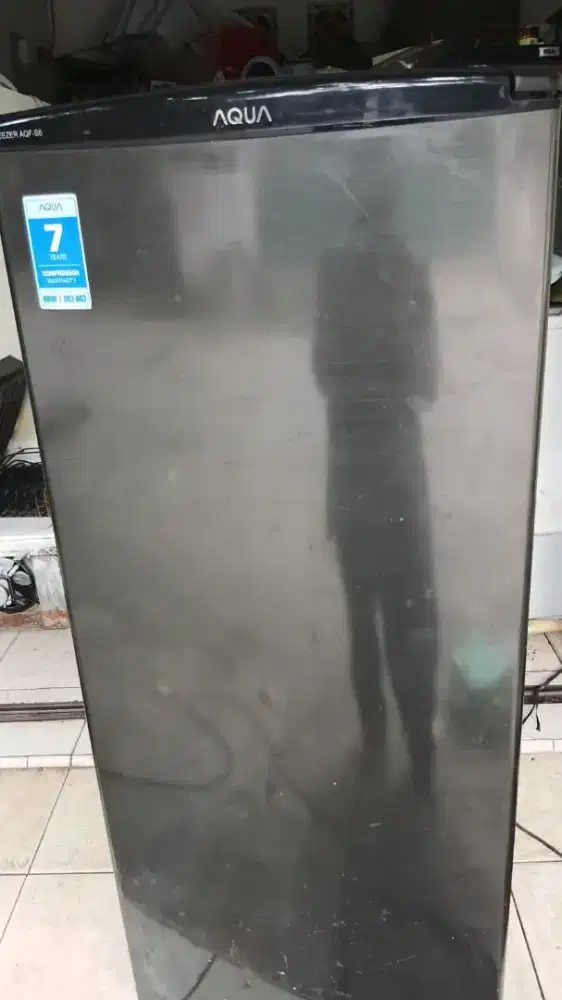 Dijual freezer 6 rak