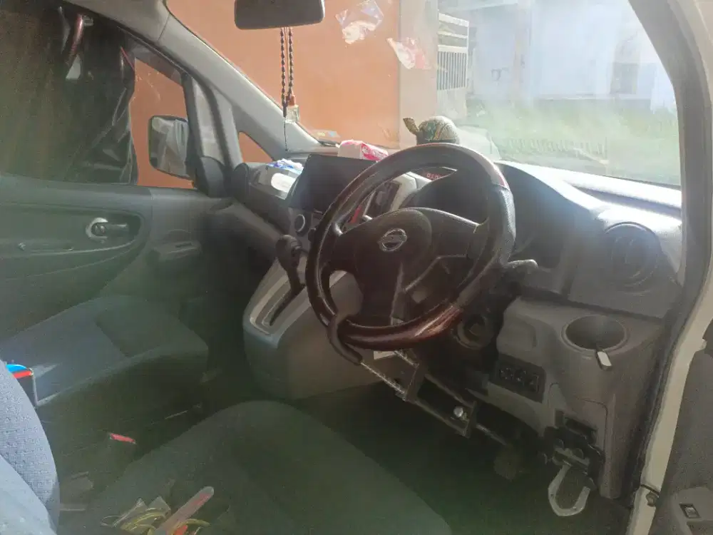 Nissan Evaluasi XV 1,5 2012