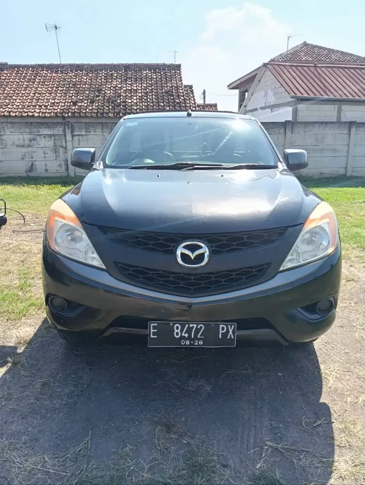 Dijual: Mazda BT-50 Single Cabin 4x2 Manual 2012 Diesel – Pajak Aktif