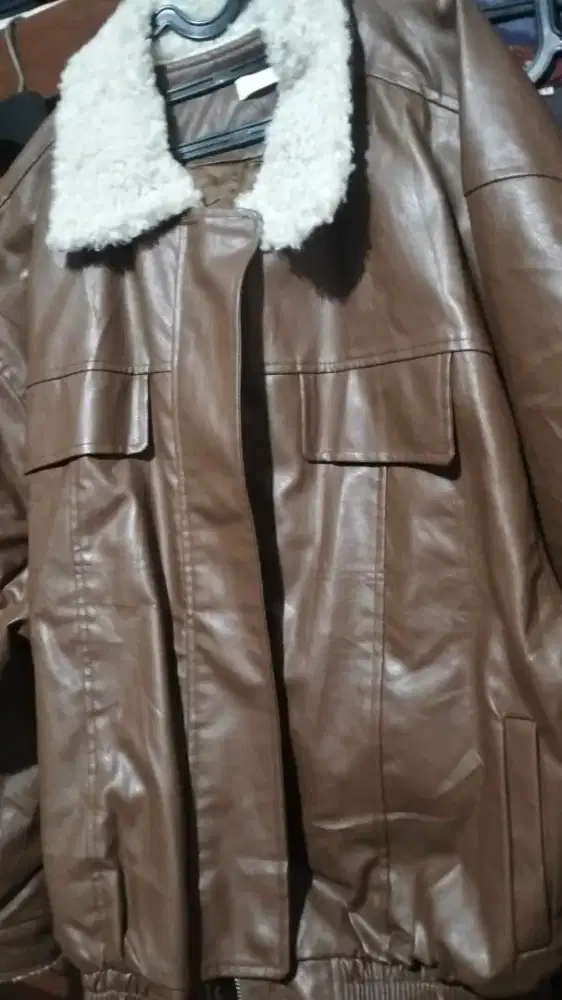 JACKET KULIT IMPORT KONDISI BARU SIZE M-L