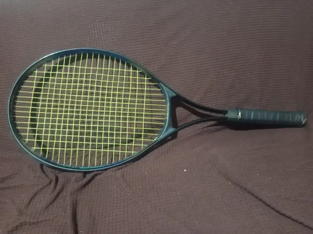 Raket tenis pemula