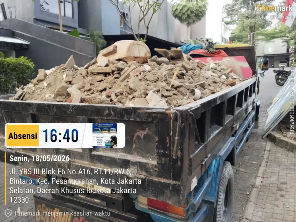 Jasa buang sampah dan pengurugan puing