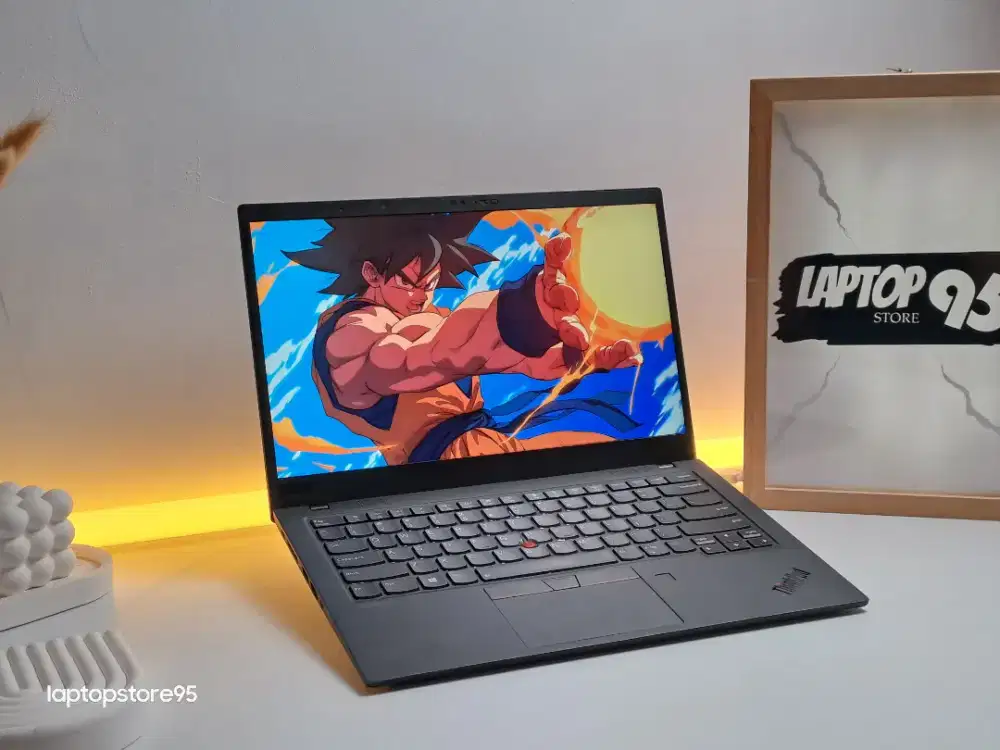 LENOVO THINKPAD X1 CARBON 7th Core i7 Vpro 8665U RAM 16GB SSD 256gb 14