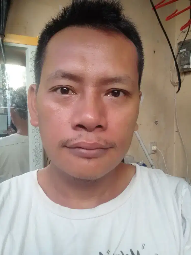 Sedang mencari pekerjaan sebagai driver SIM a