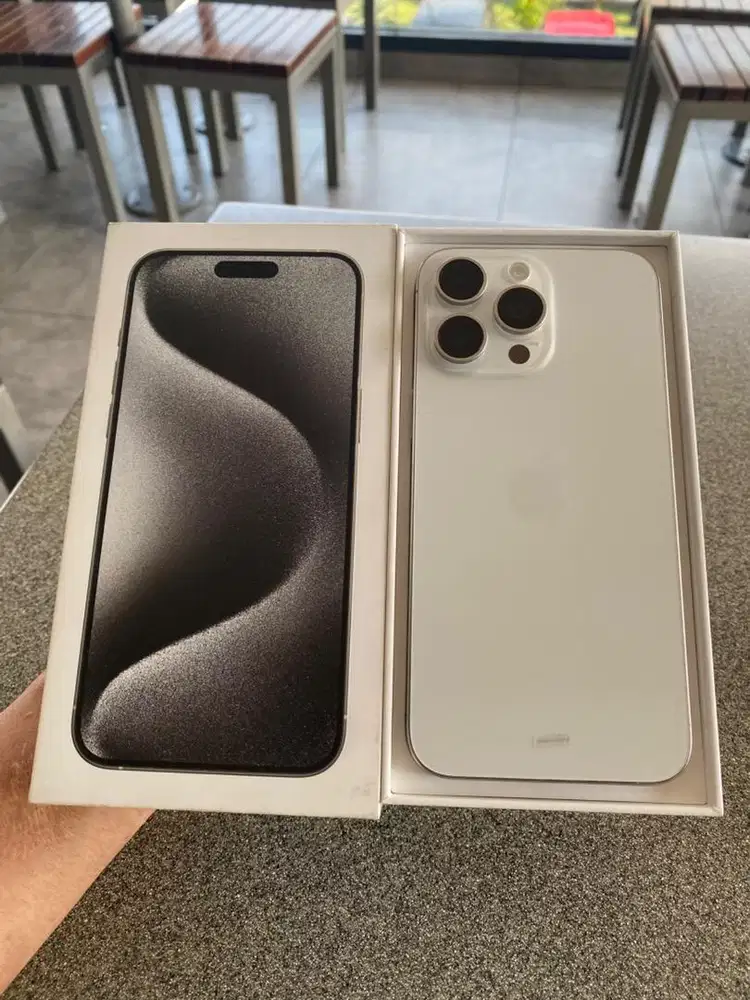 Dibeli Iphone 11 - 17 Promax 256gb IBOX Fullset Resmi Siap Angkut OTW