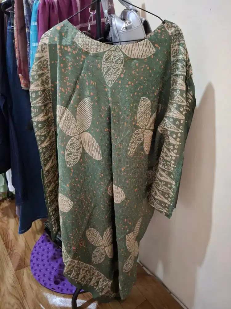 Atasan tunik wanita