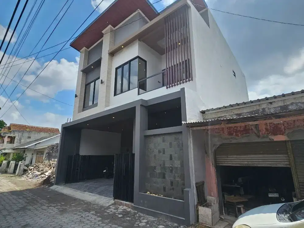 Rumah Proses Finishing dekat UGM Jalan Kaliurang km6 Sinduadi Sleman
