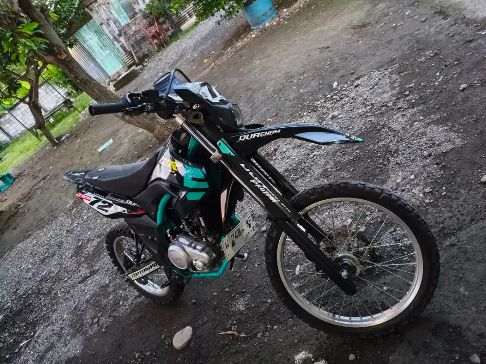 WR 155 2024 plat W sidoarjo