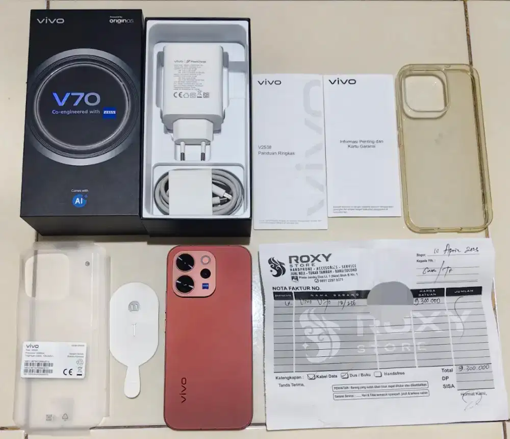 Vivo v70 12/256gb garansi 2 tahun