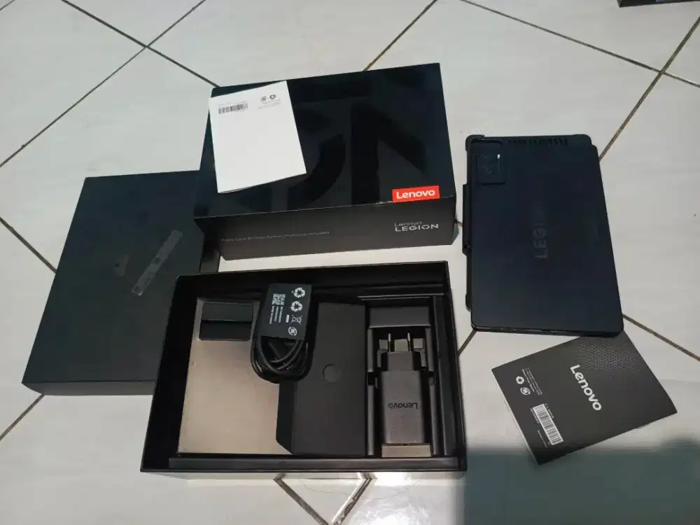 Lenovo legion tab 3 8.8 inch ram 16/512 gb second resmi