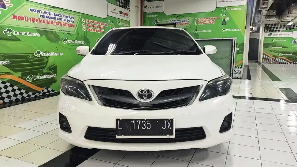 TOYOTA COROLLA ALTIS 2.0 AT 2010