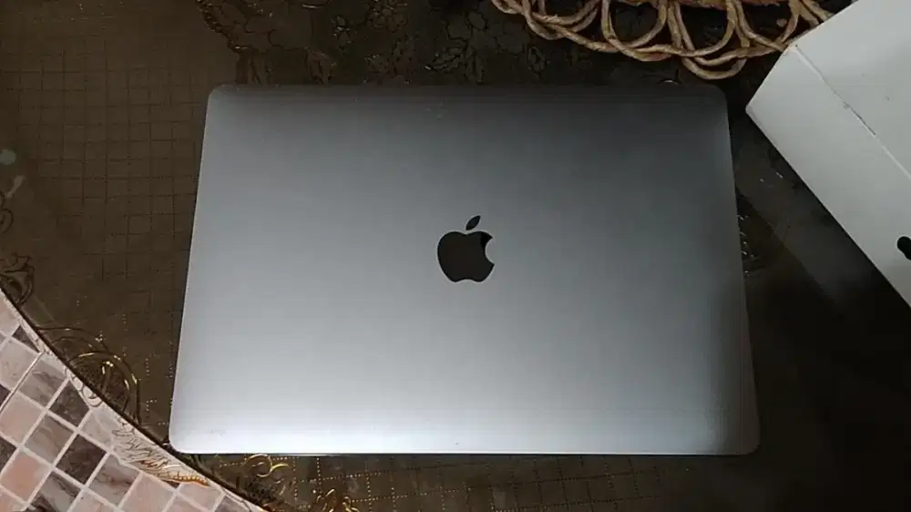 Dijual Laptop Mac Book Pro 13 inci