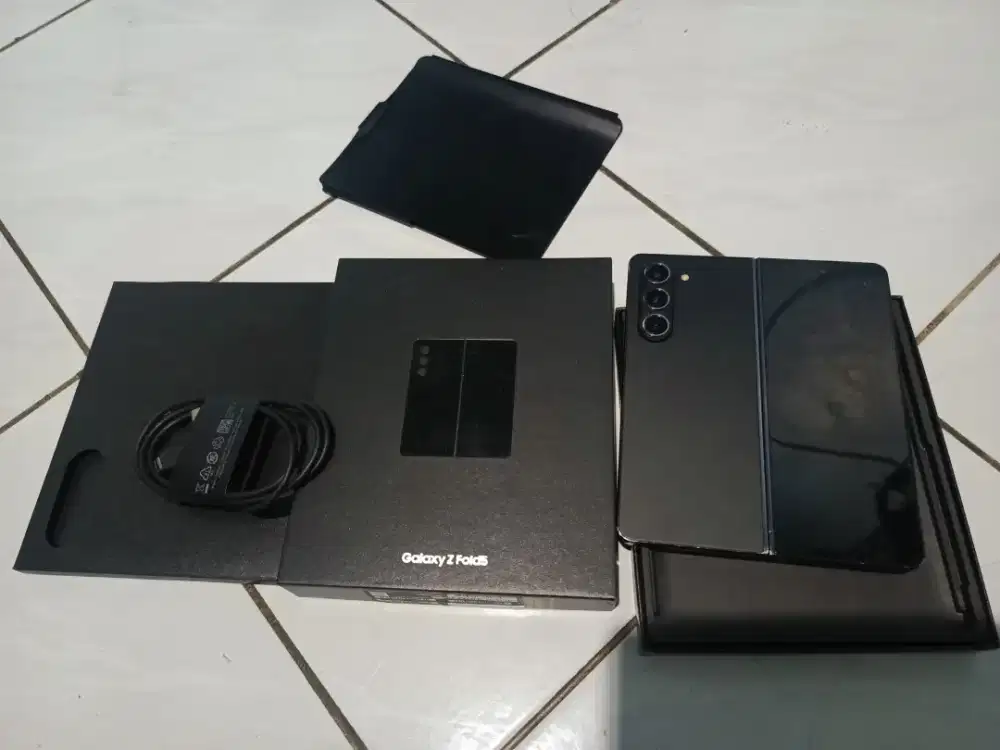 Samsung z fold 5 ram 12/256 gb second sein
