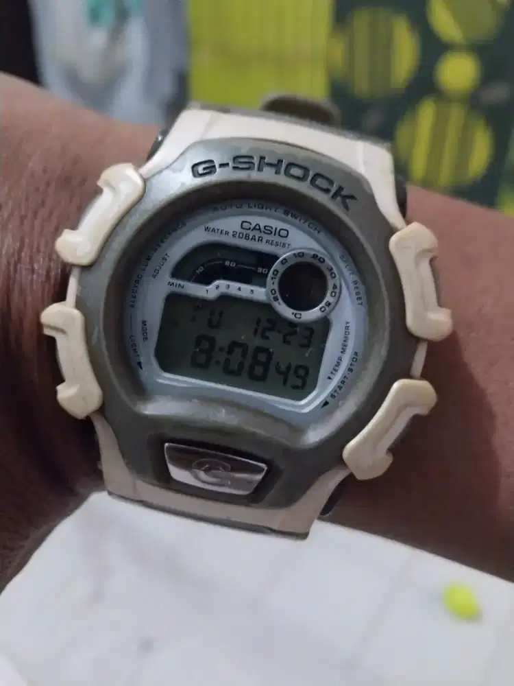 Casio Vintage  Gshock DW004
