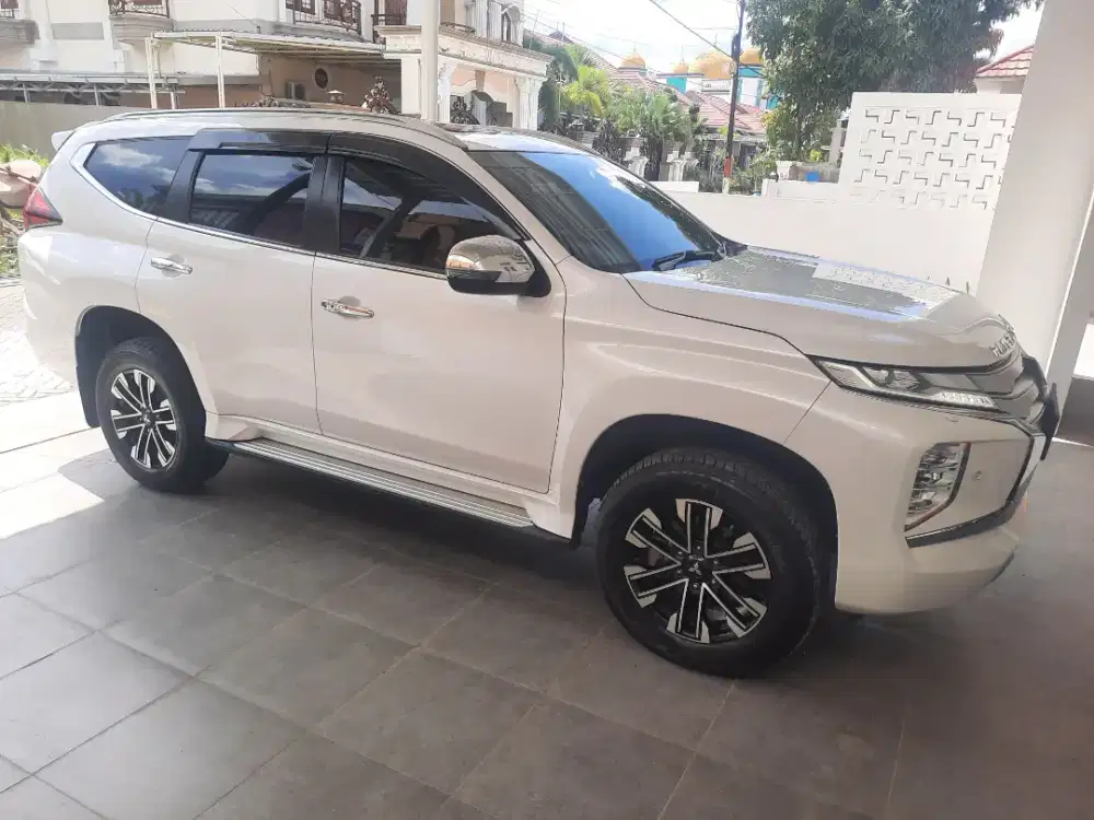 Pajero Sport Dakar Sunroof 4x2 tahun 2021