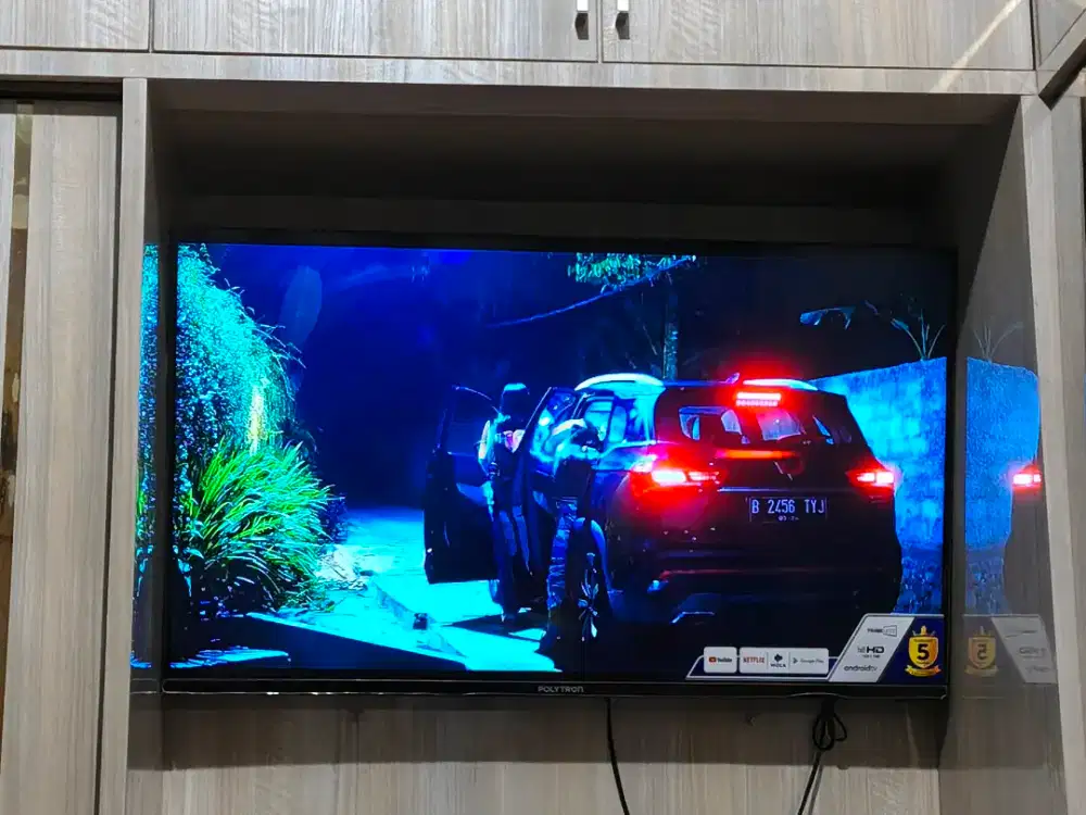 Tv polytron android