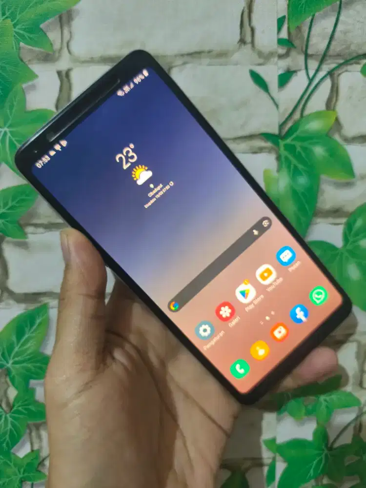 Samsung a8 star