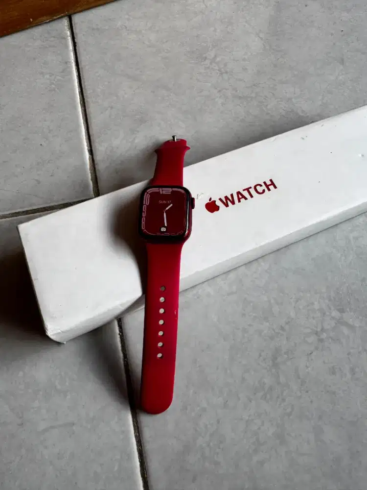 Apple watch seri 7 merah (product) 41 mm normal lengkap