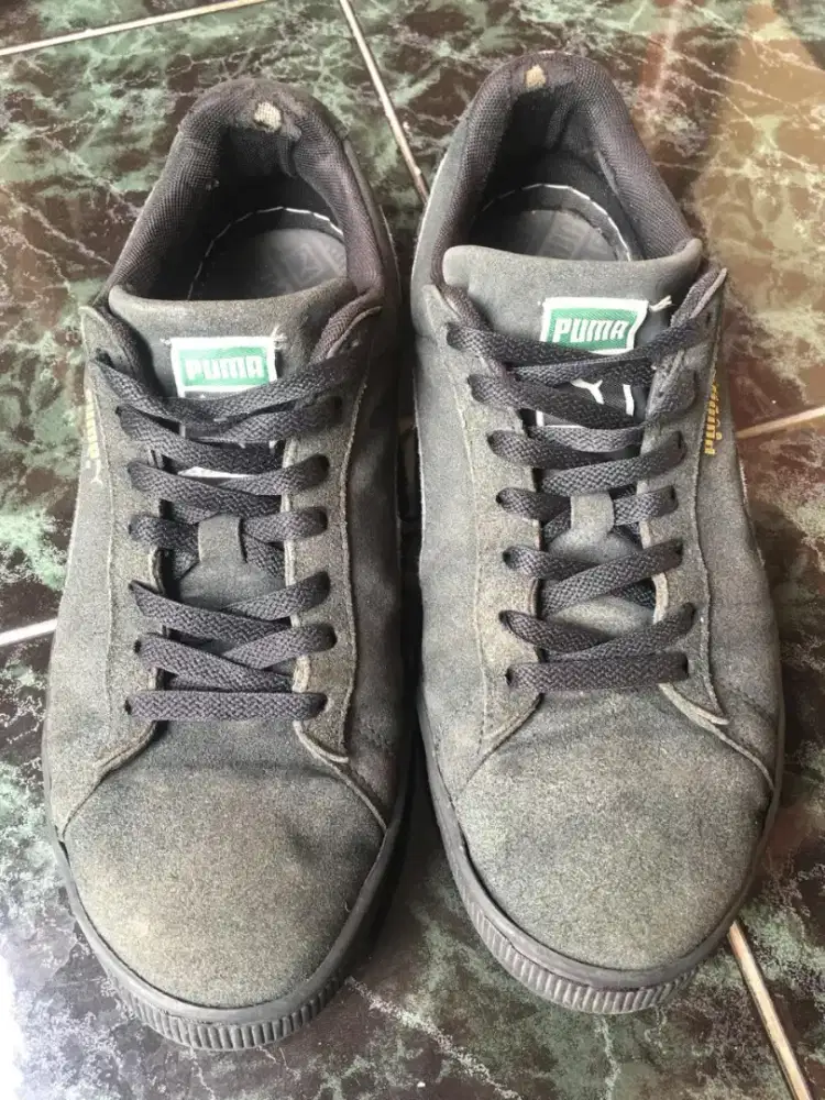 Sepatu Puma Suede Black