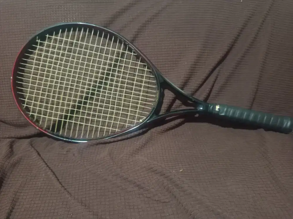 Raket tennis pemula