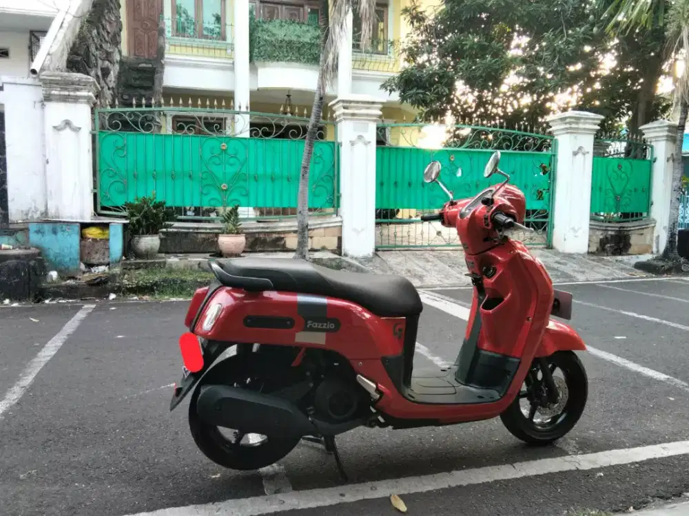 di jual cepat Yamaha Fazzio Keyless Connected Thn 2022 merah bagus