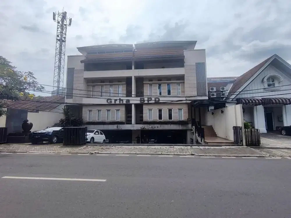 Gedung 4Lt di Darmawangsa Kebayoran Baru, Hanya 3 Menit ke MRT
