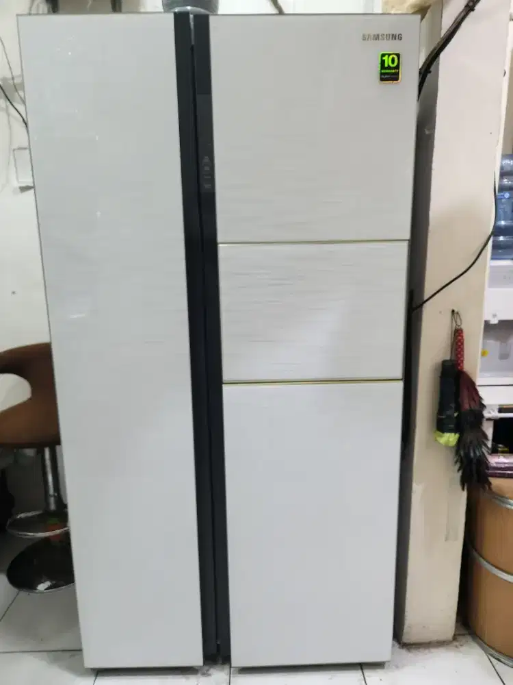 Kulkas side by side Samsung
