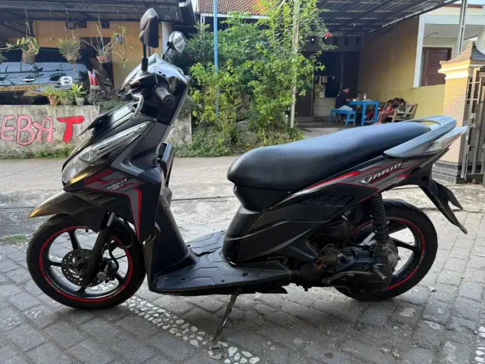 Honda Vario techno tahun 2011 plat AD Klaten