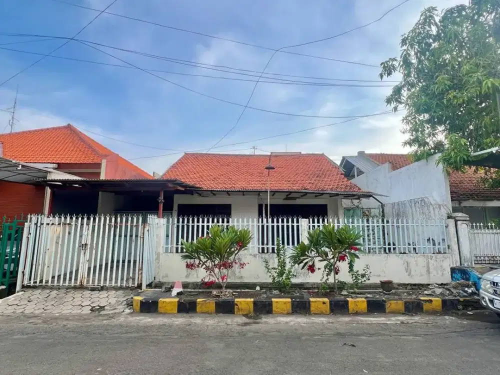Jual Hitung Tanah! Rumah 1 lantai di Rungkut Asri Tengah