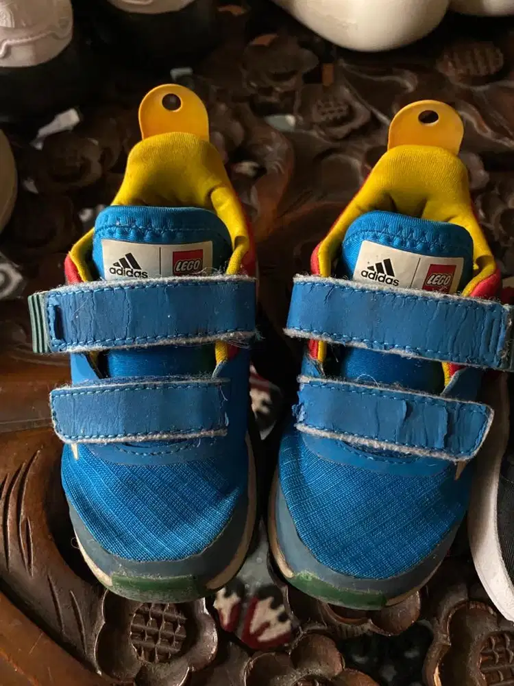 Preloved sepatu adidas Lego