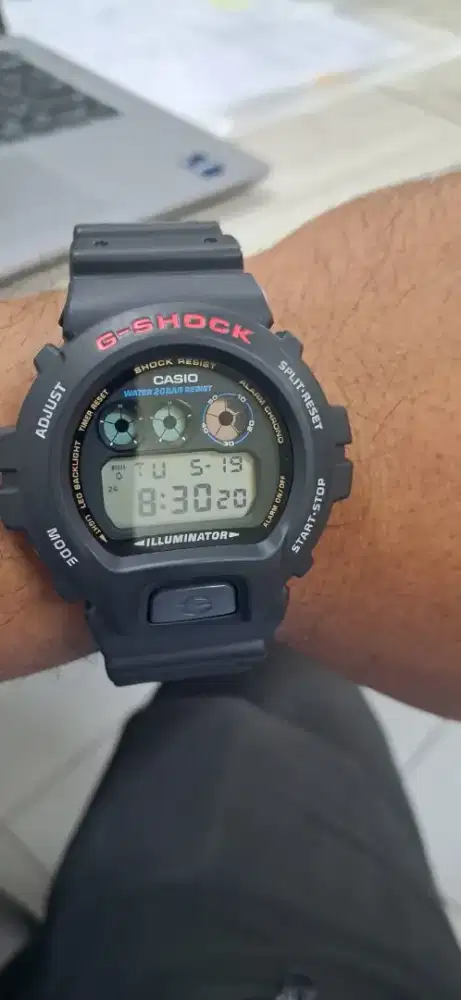 Casio Gshock DW 6900U