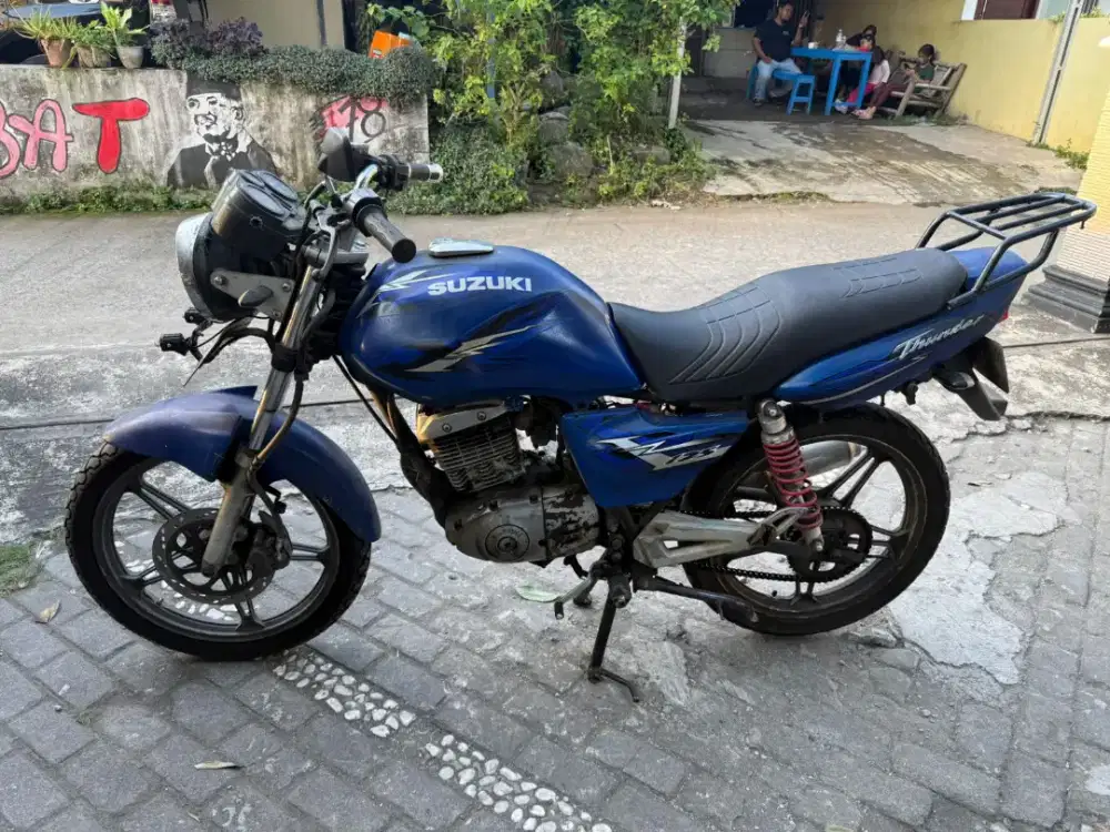 Suzuki Thunder THN 2004 plat AA Magelang