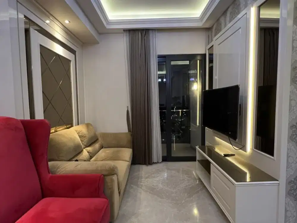 Sewa Apartemen The Peak 2 bedroom Tunjungan Plaza 5 Lantai 22
