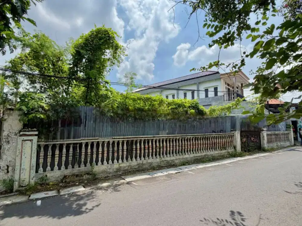 JUAL CEPAT - Lahan usaha di Raya Kedung Tarukan Surabaya