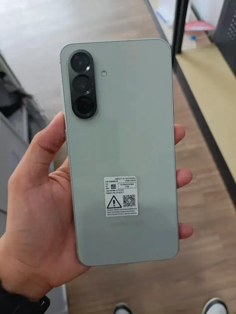 SAMSUNG A56 RAM 12/256 GB