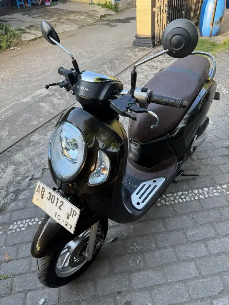 Scoopy keyless THN 2022 plat AB Bantul