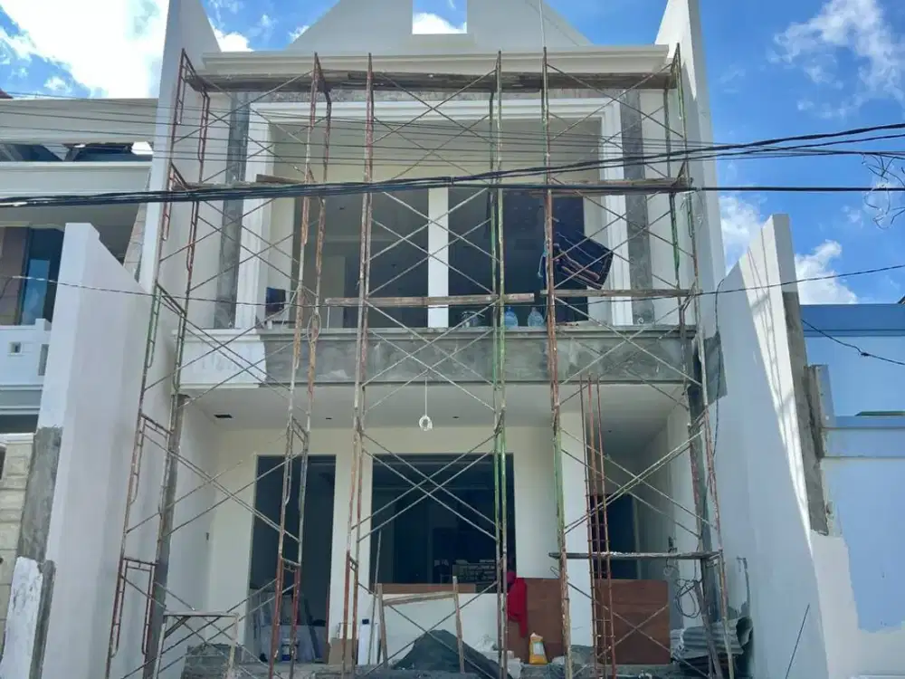 Rumah mewah classic 3 lantai di Galaxi Bumi Permai Araya tahap 1