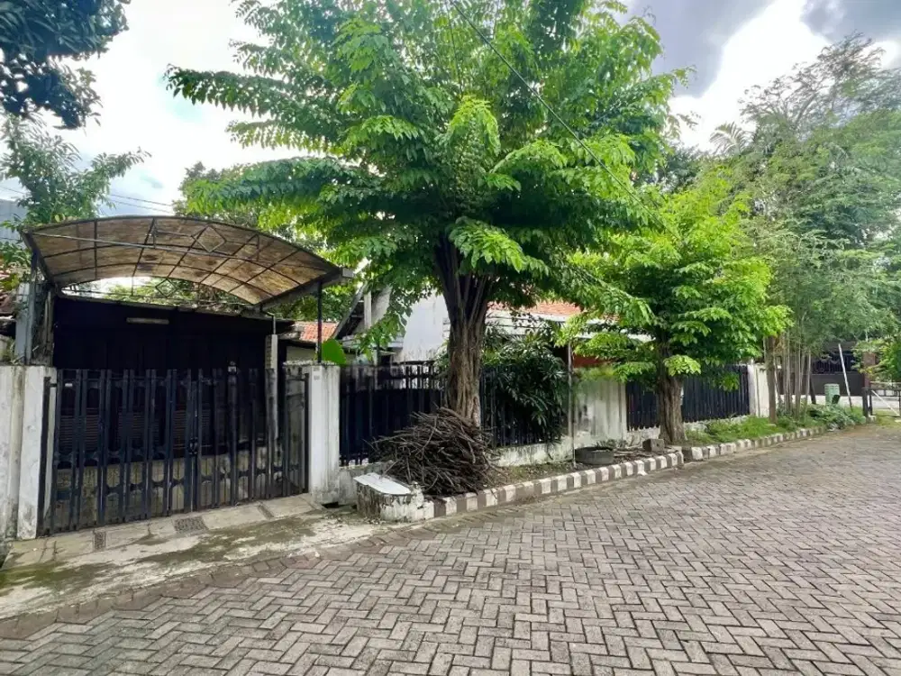 Rumah hoek 1 lantai di Jemursari Timur