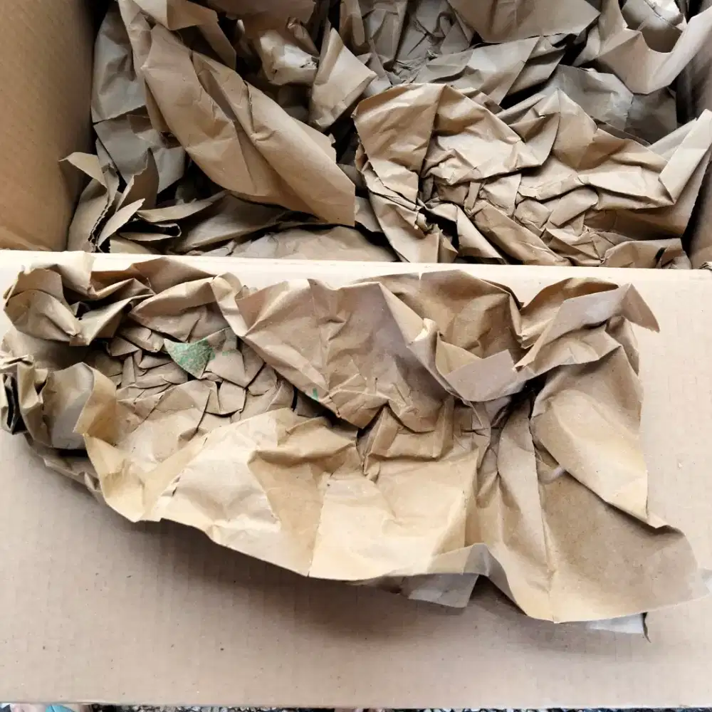 Bantalan Kertas Pelindung Kemasan Papillon.