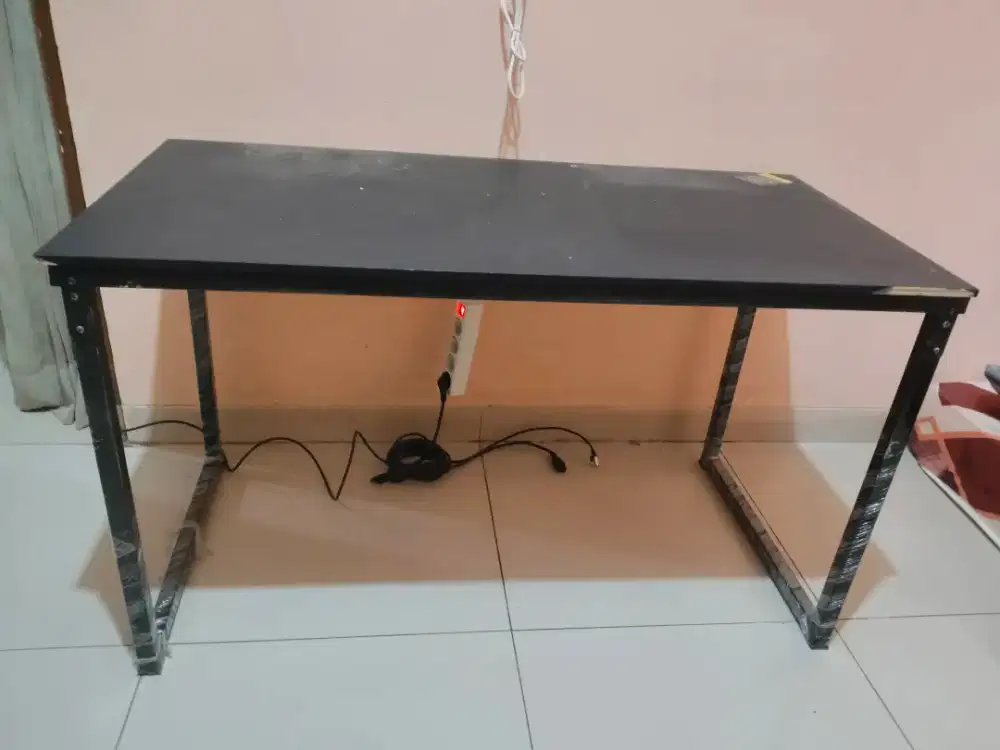 Meja PC Meja Komputer